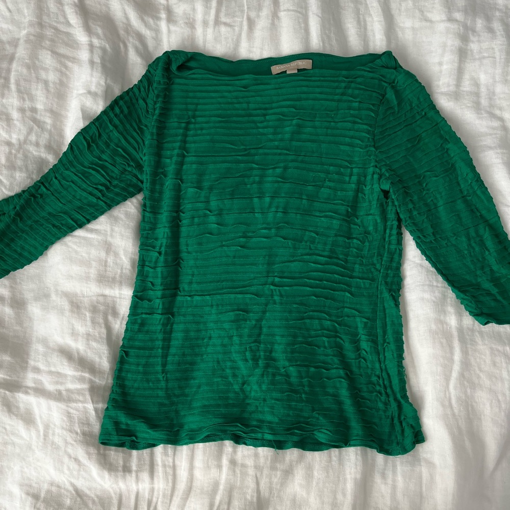 Banana republic green mid sleeve top XS